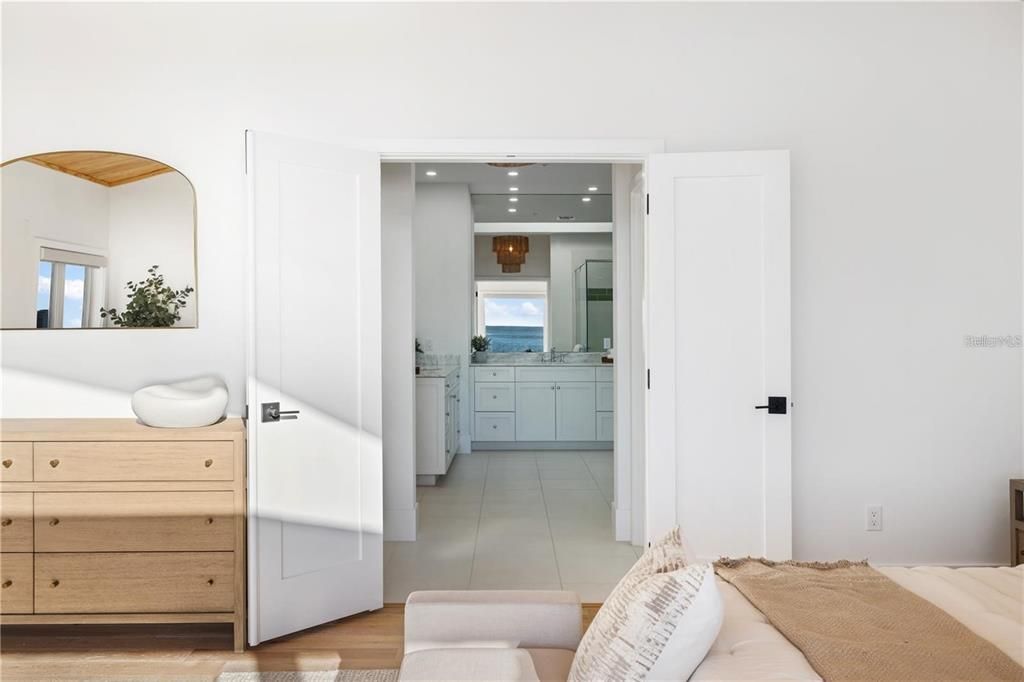 待售: $14,990,000 (6 贝兹, 5 浴室, 6468 平方英尺)