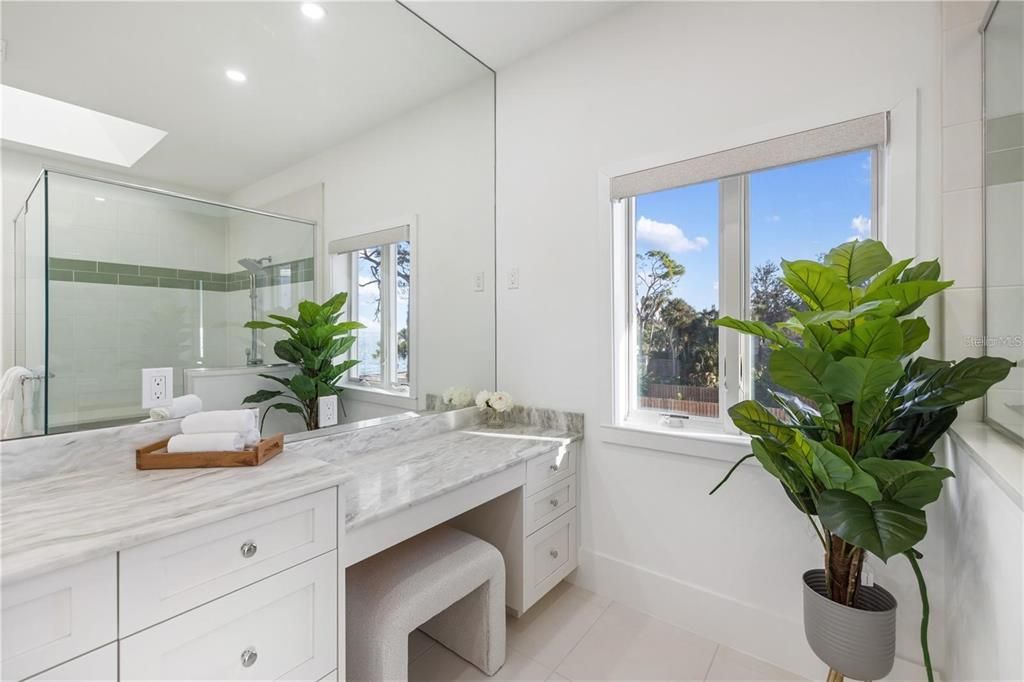 待售: $14,990,000 (6 贝兹, 5 浴室, 6468 平方英尺)