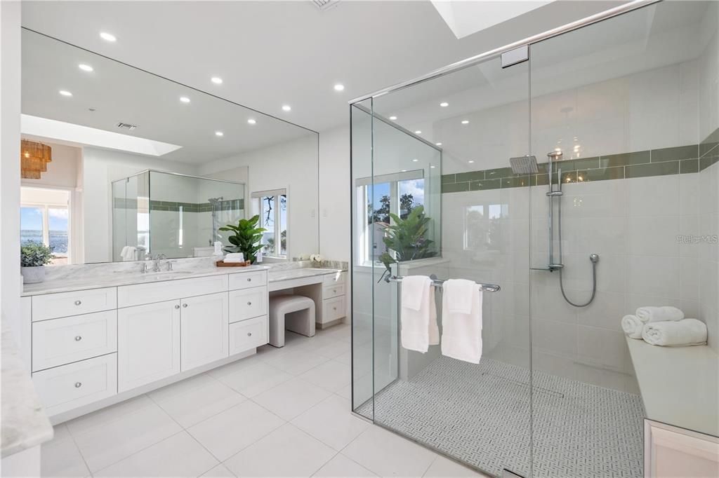 待售: $14,990,000 (6 贝兹, 5 浴室, 6468 平方英尺)