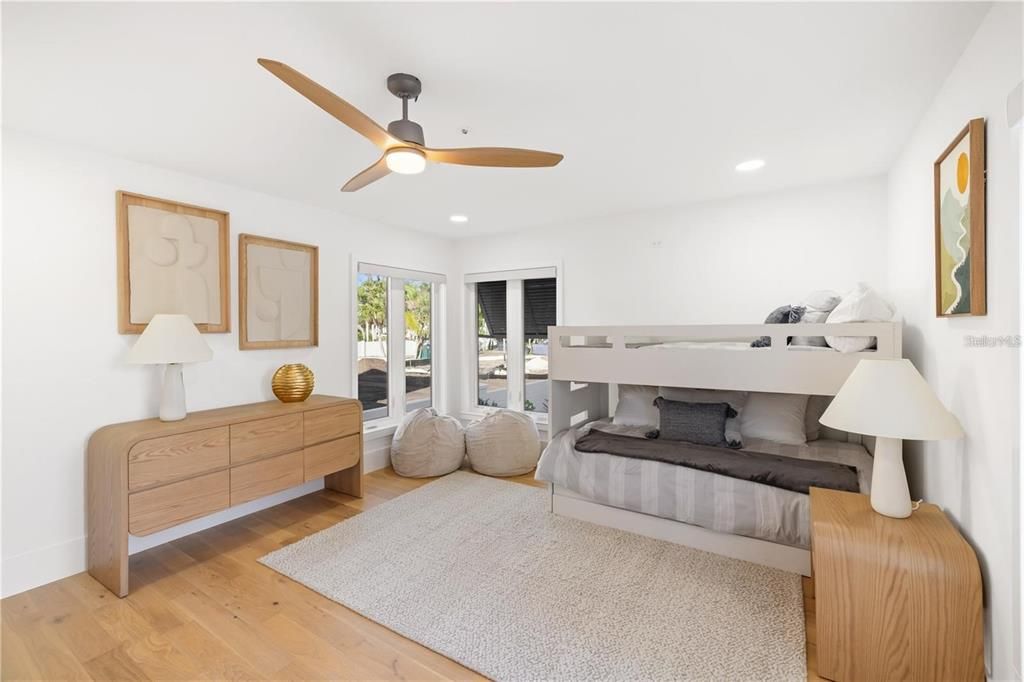 待售: $14,990,000 (6 贝兹, 5 浴室, 6468 平方英尺)