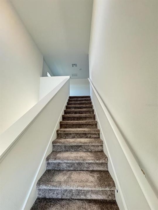 В аренду: $2,050 (4 спален, 2 ванн, 1933 Квадратных фут)