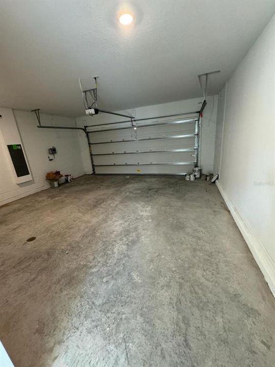 В аренду: $2,050 (4 спален, 2 ванн, 1933 Квадратных фут)