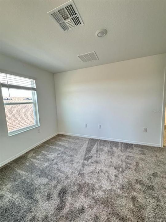 В аренду: $2,050 (4 спален, 2 ванн, 1933 Квадратных фут)