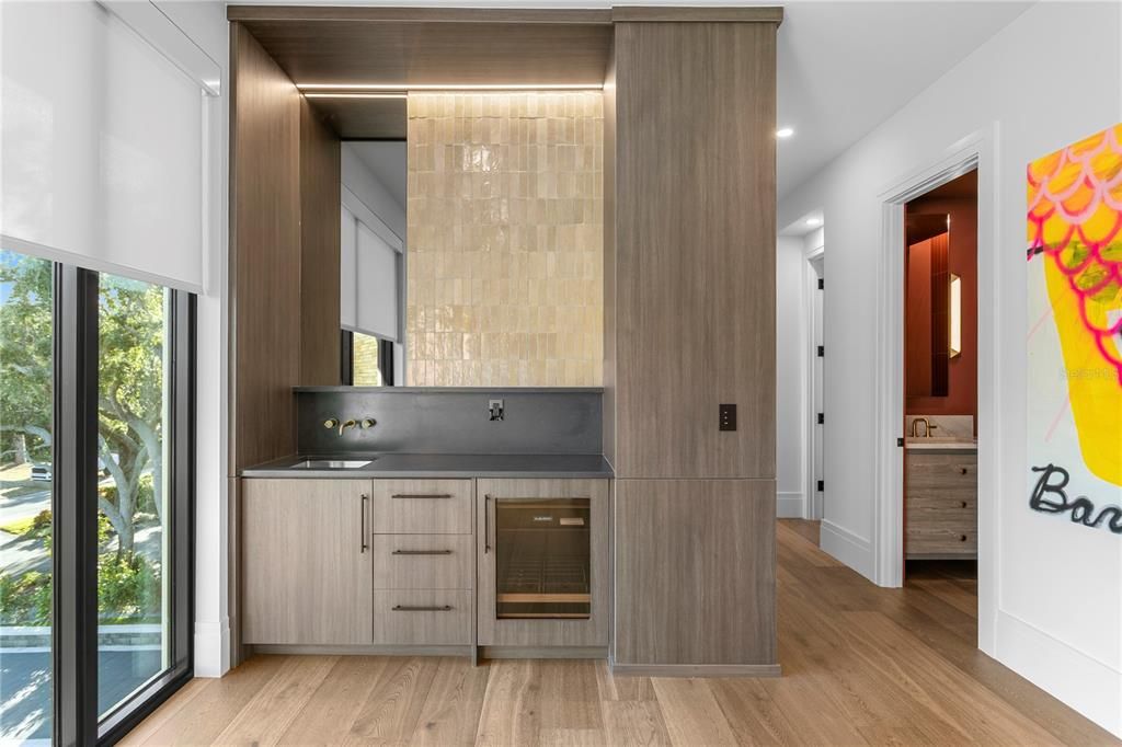 For Sale: $9,800,000 (5 beds, 5 baths, 6800 Square Feet)