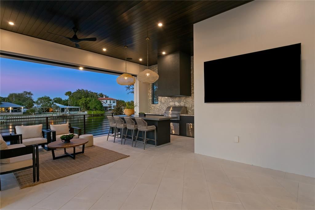 For Sale: $9,800,000 (5 beds, 5 baths, 6800 Square Feet)