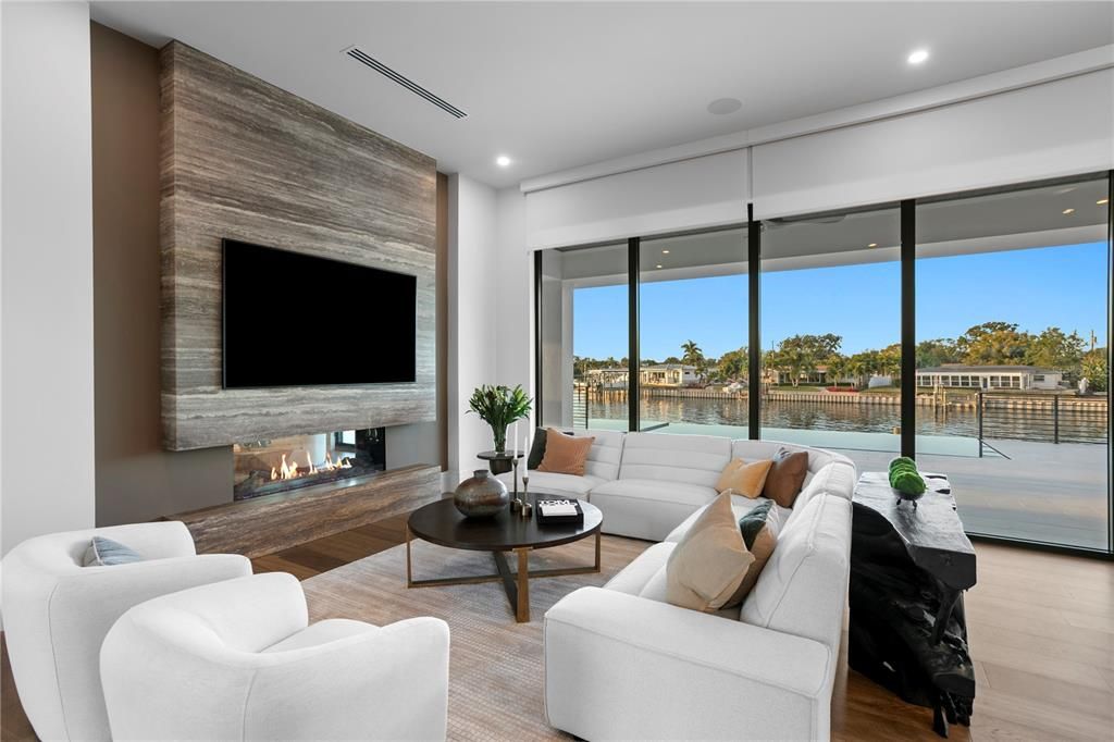 For Sale: $9,800,000 (5 beds, 5 baths, 6800 Square Feet)