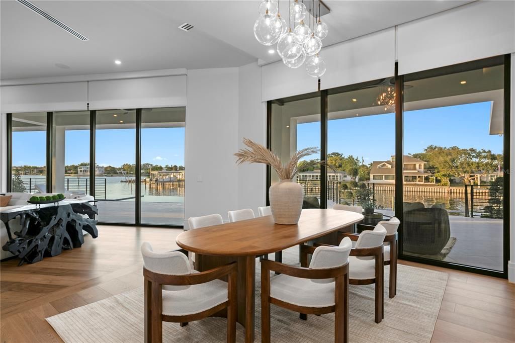 For Sale: $9,800,000 (5 beds, 5 baths, 6800 Square Feet)