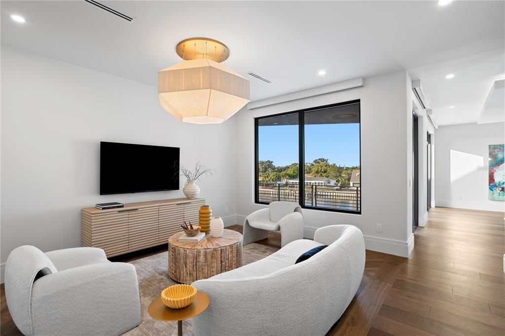 For Sale: $9,800,000 (5 beds, 5 baths, 6800 Square Feet)