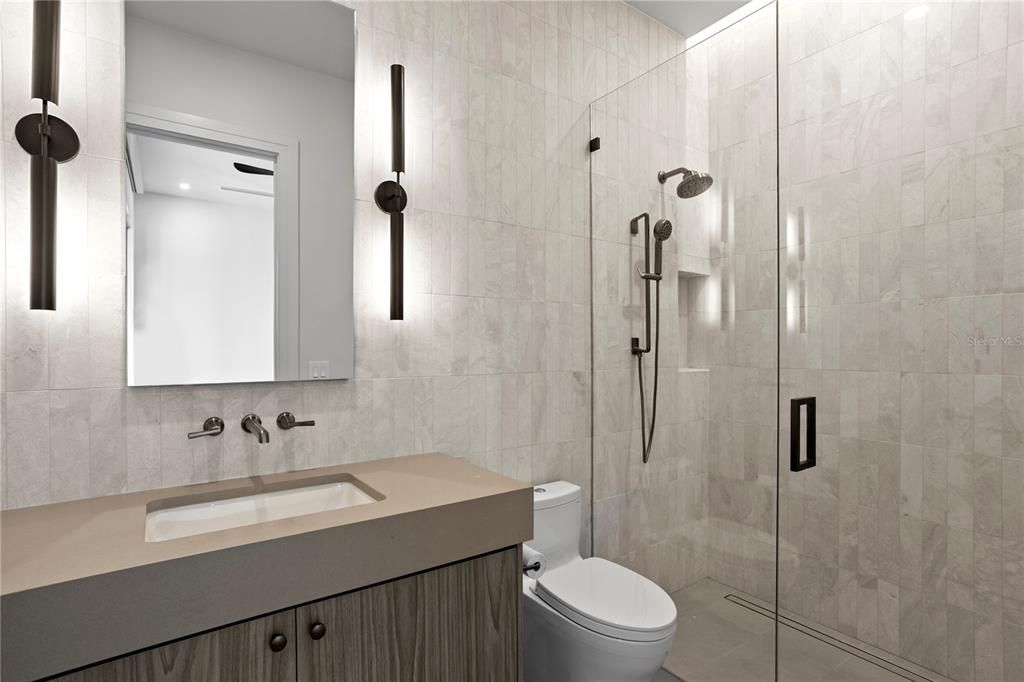 For Sale: $9,800,000 (5 beds, 5 baths, 6800 Square Feet)