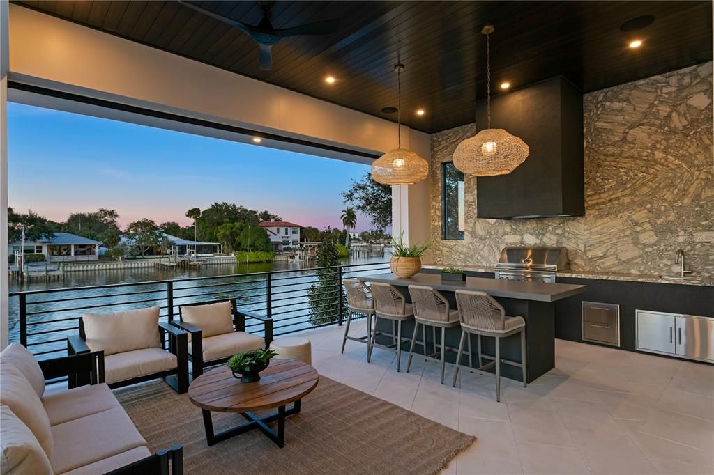 For Sale: $9,800,000 (5 beds, 5 baths, 6800 Square Feet)