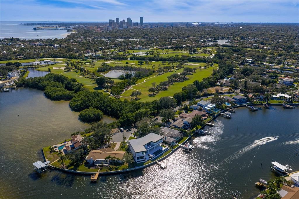 For Sale: $9,800,000 (5 beds, 5 baths, 6800 Square Feet)