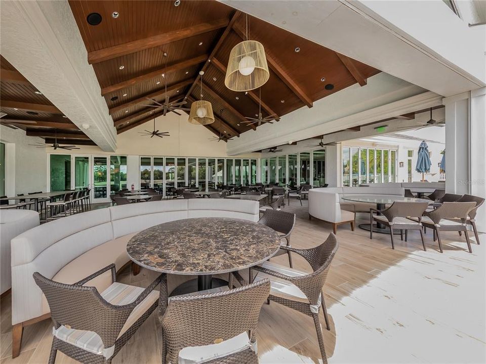 Active With Contract: $589,000 (4 beds, 2 baths, 2200 Square Feet)