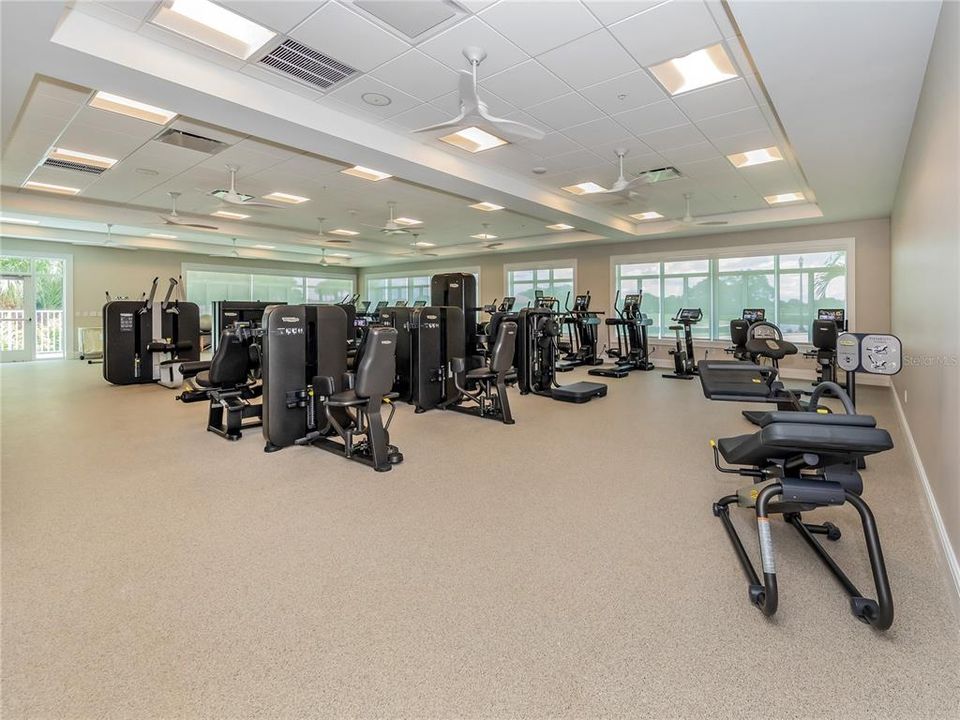 Active With Contract: $589,000 (4 beds, 2 baths, 2200 Square Feet)