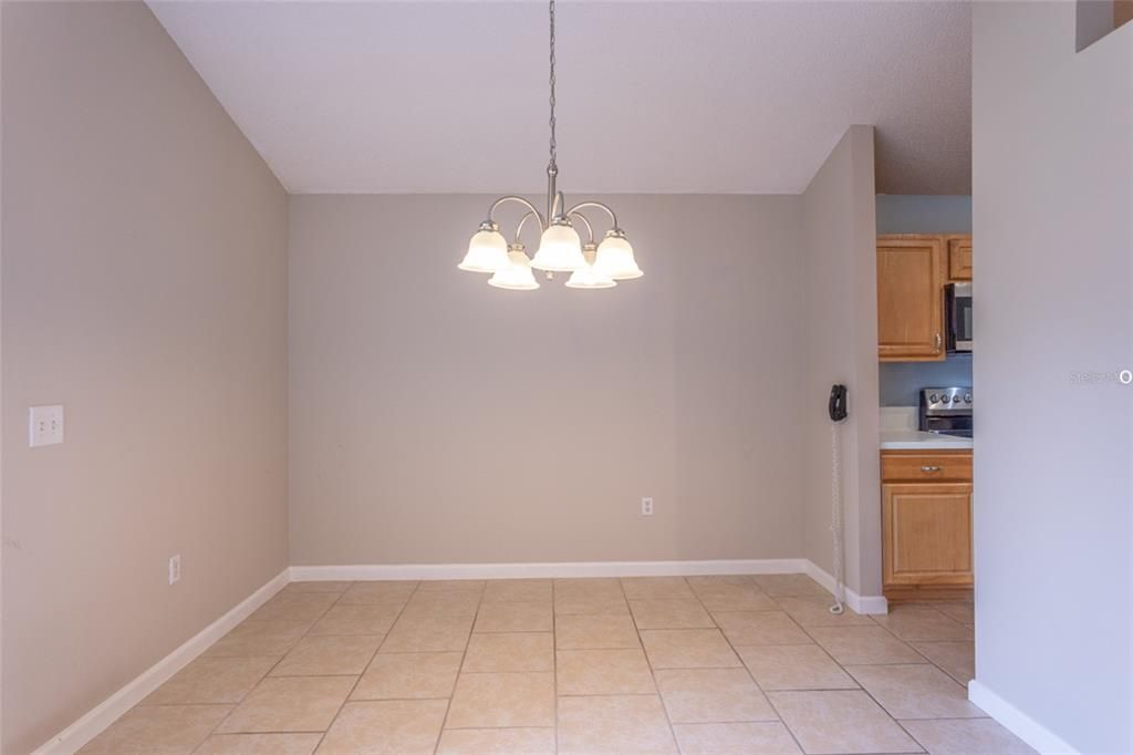 For Sale: $290,000 (3 beds, 2 baths, 1537 Square Feet)