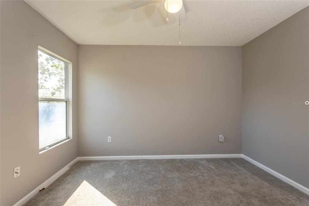 For Sale: $290,000 (3 beds, 2 baths, 1537 Square Feet)