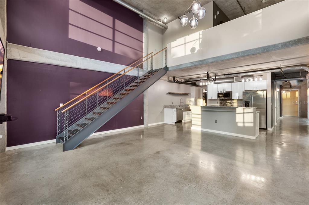 На продажу: $659,900 (1 спален, 2 ванн, 1350 Квадратных фут)