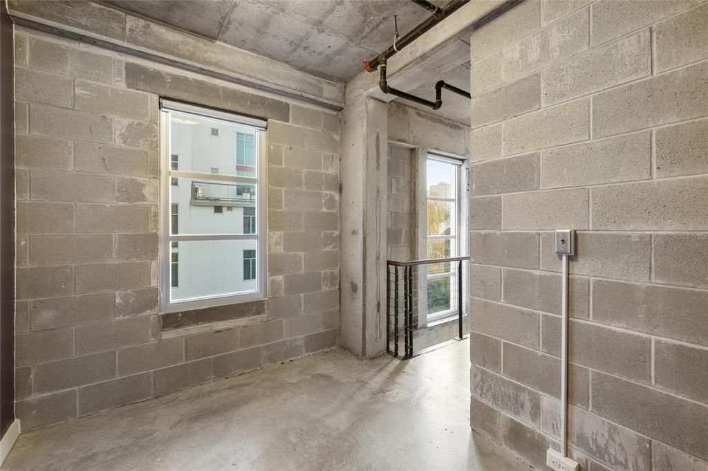 На продажу: $659,900 (1 спален, 2 ванн, 1350 Квадратных фут)