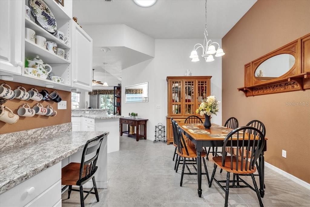 For Sale: $329,000 (3 beds, 2 baths, 1561 Square Feet)