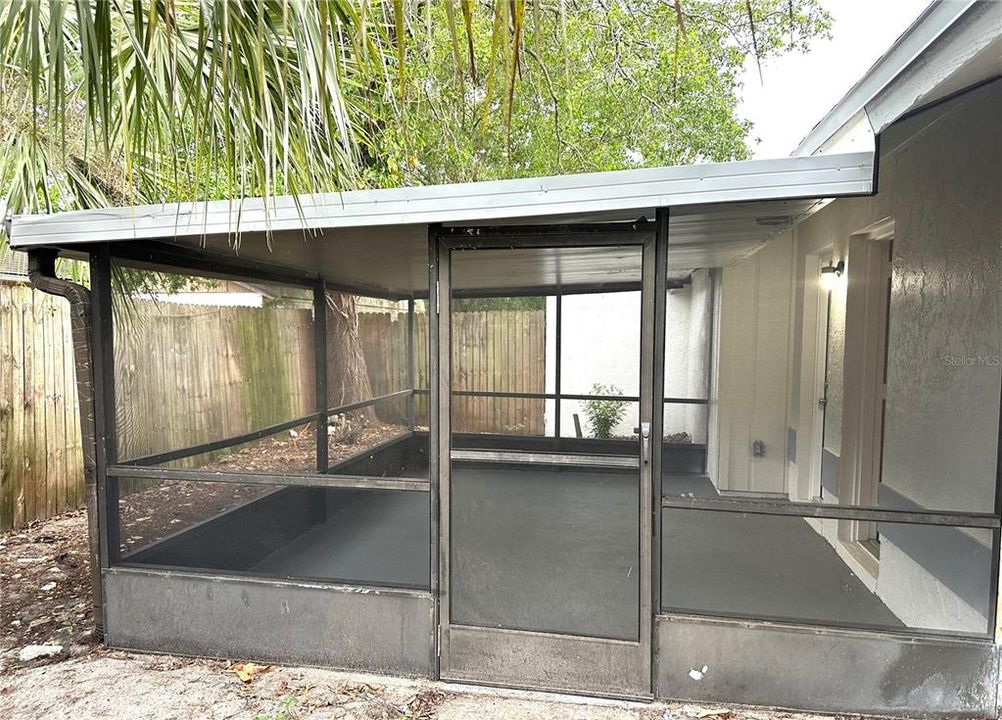 En Venta: $285,000 (3 camas, 2 baños, 1375 Pies cuadrados)