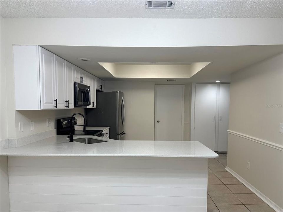 En Venta: $285,000 (3 camas, 2 baños, 1375 Pies cuadrados)