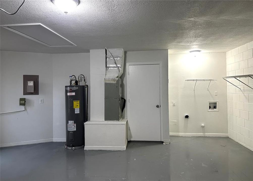 En Venta: $285,000 (3 camas, 2 baños, 1375 Pies cuadrados)