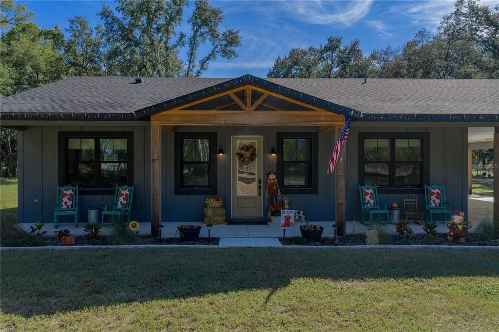 待售: $1,600,000 (6 贝兹, 6 浴室, 4945 平方英尺)