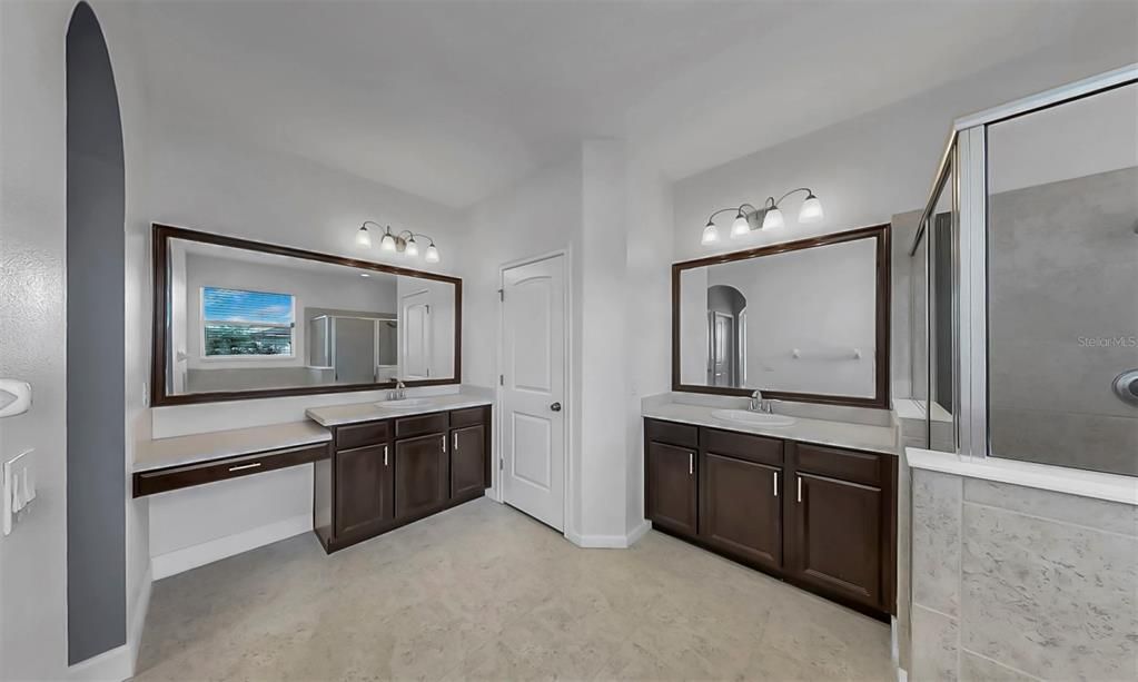 На продажу: $475,000 (4 спален, 3 ванн, 2240 Квадратных фут)