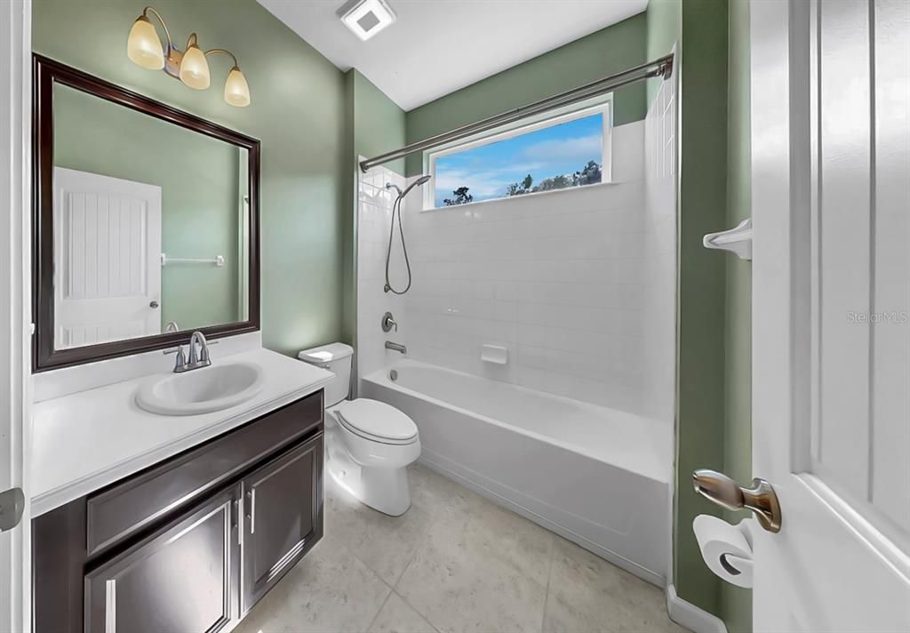 На продажу: $475,000 (4 спален, 3 ванн, 2240 Квадратных фут)