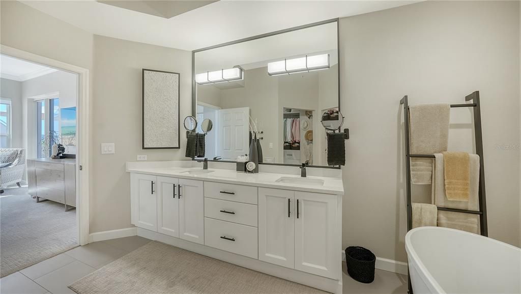 For Sale: $695,000 (3 beds, 2 baths, 1603 Square Feet)