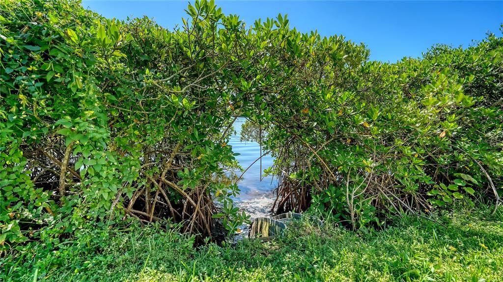 For Sale: $695,000 (3 beds, 2 baths, 1603 Square Feet)