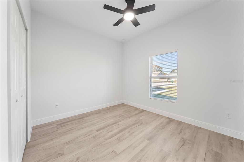 For Sale: $339,900 (4 beds, 2 baths, 1793 Square Feet)