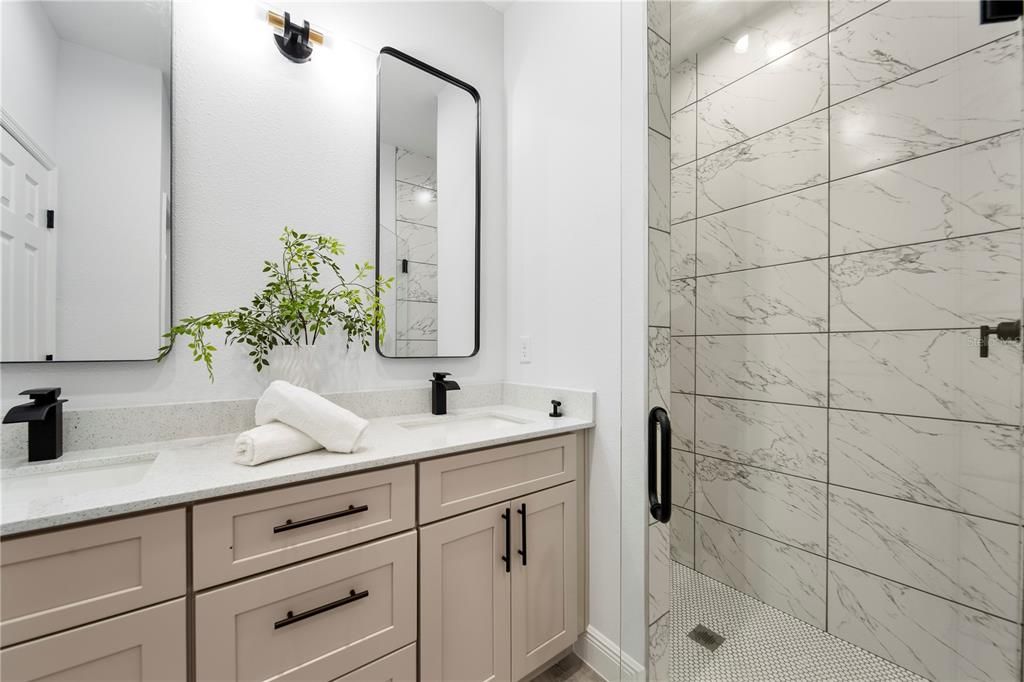 For Sale: $339,900 (4 beds, 2 baths, 1793 Square Feet)