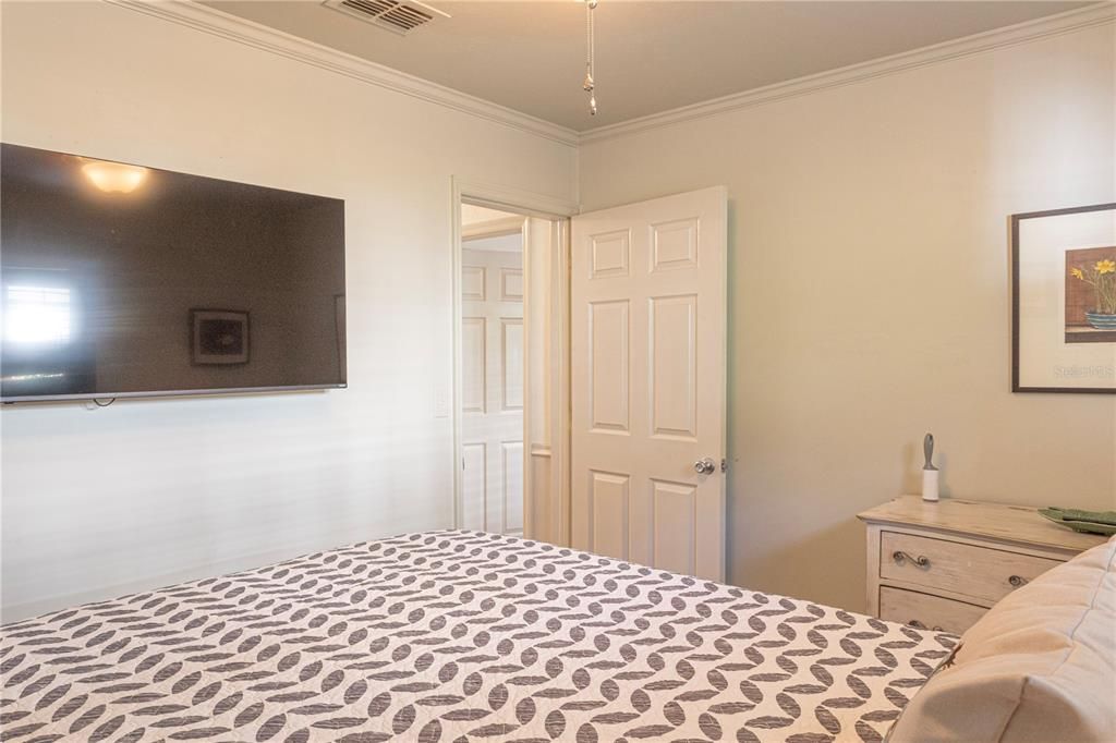 出租: $3,250 (3 贝兹, 3 浴室, 1700 平方英尺)