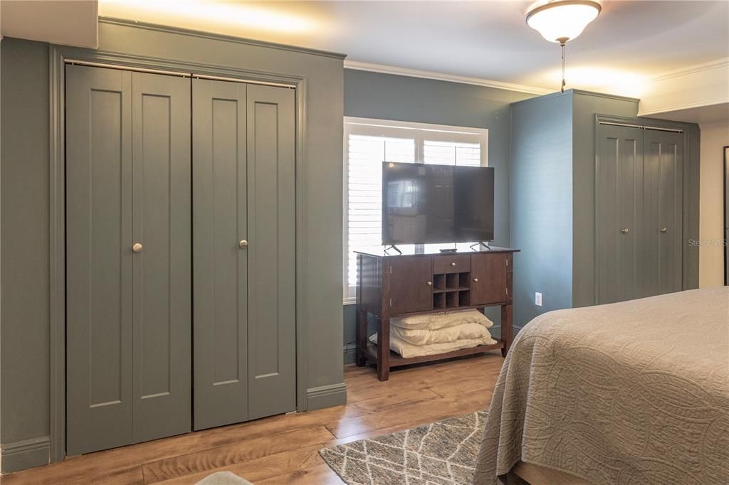 出租: $3,250 (3 贝兹, 3 浴室, 1700 平方英尺)