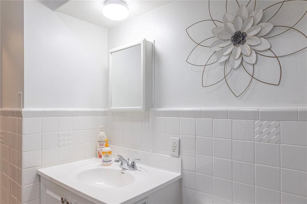 出租: $3,250 (3 贝兹, 3 浴室, 1700 平方英尺)