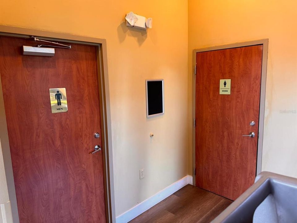 待售: $350,000 (0 贝兹, 0 浴室, 3200 平方英尺)