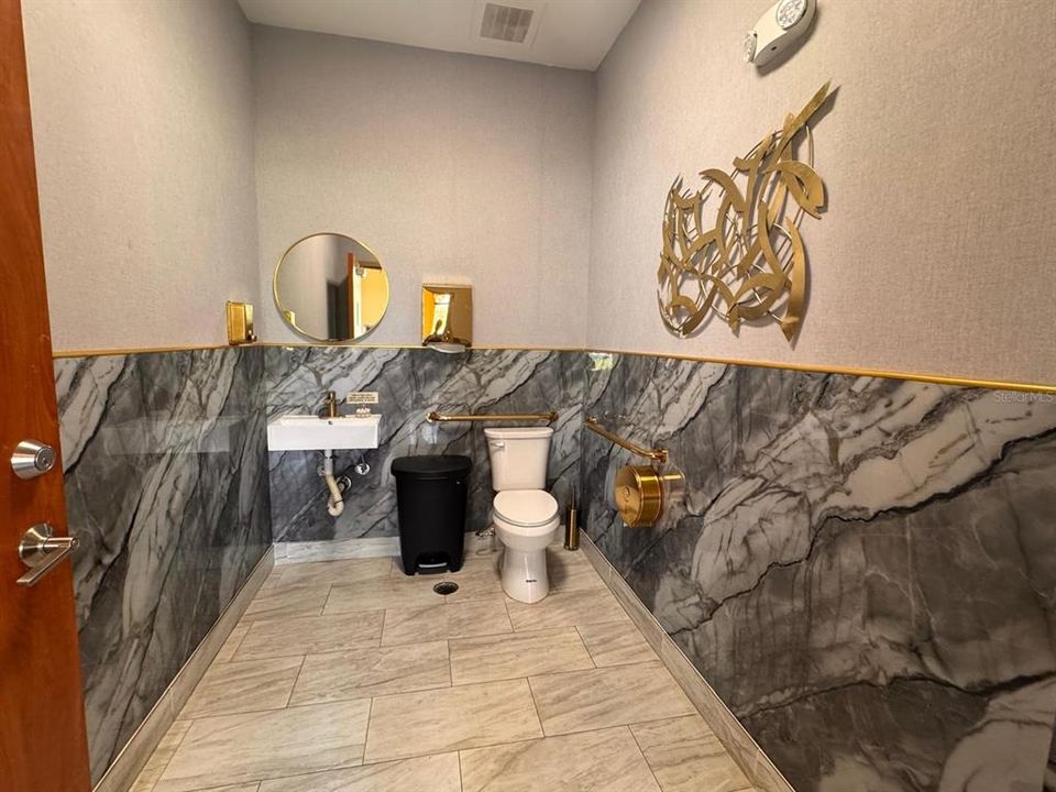 待售: $350,000 (0 贝兹, 0 浴室, 3200 平方英尺)