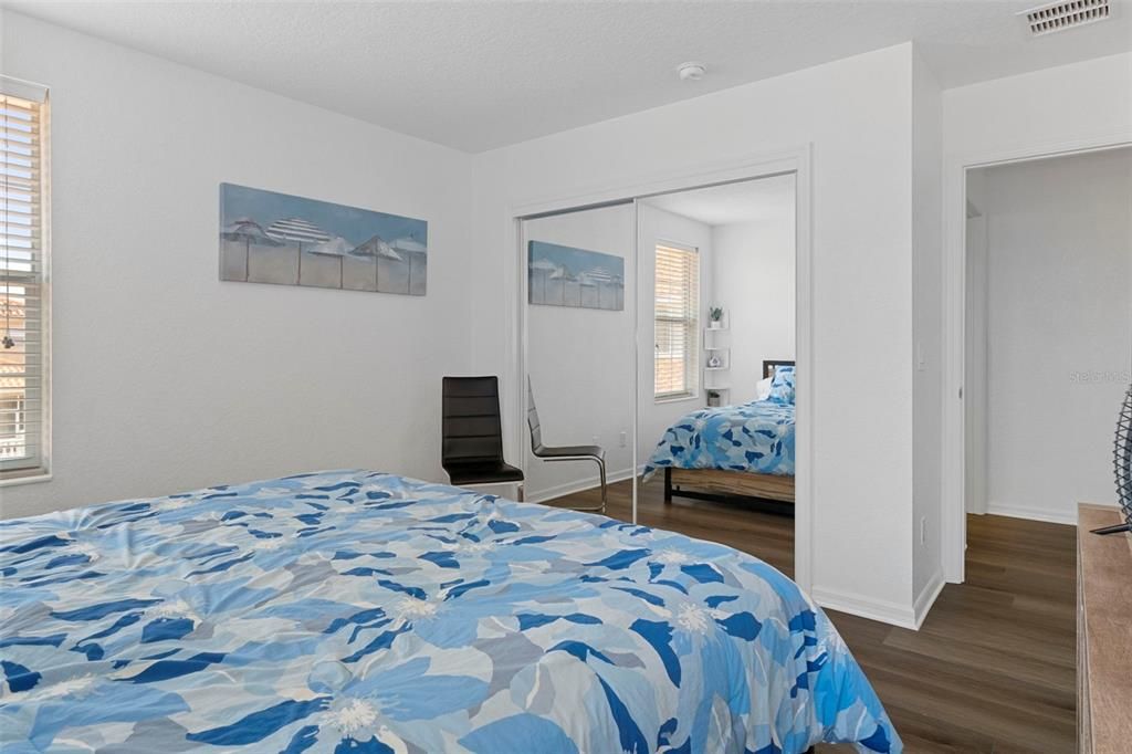 待售: $599,900 (5 贝兹, 3 浴室, 2489 平方英尺)