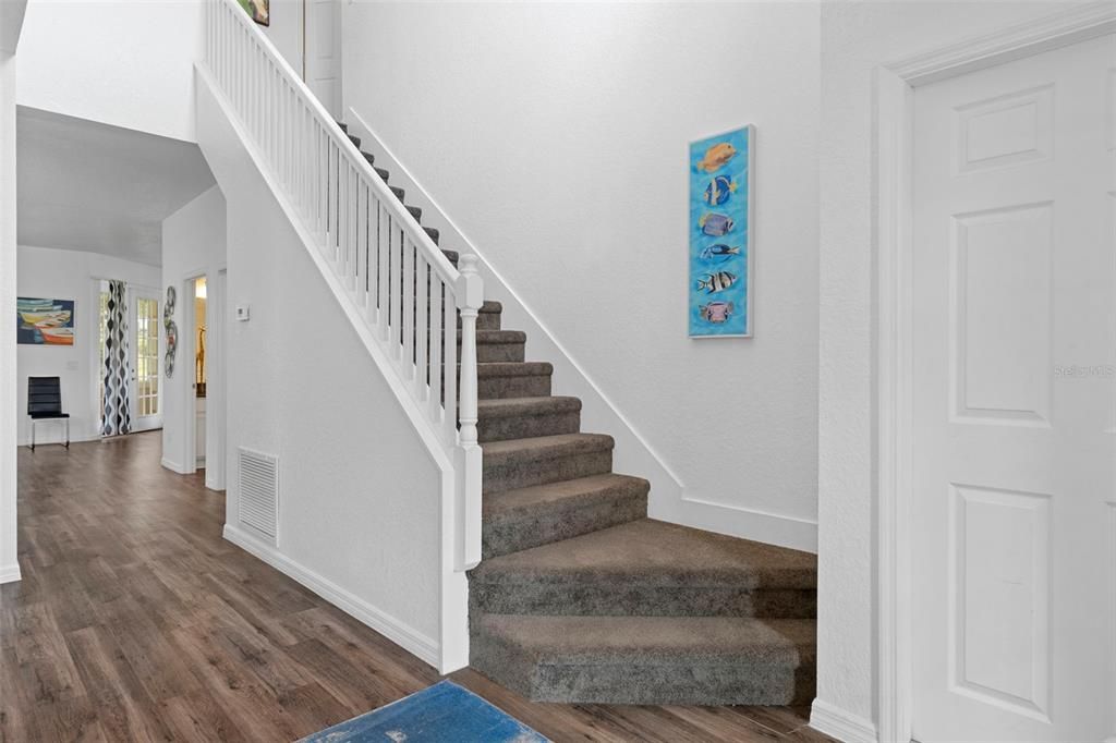 待售: $599,900 (5 贝兹, 3 浴室, 2489 平方英尺)