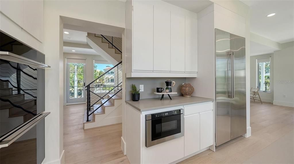 For Sale: $3,990,000 (4 beds, 4 baths, 3676 Square Feet)