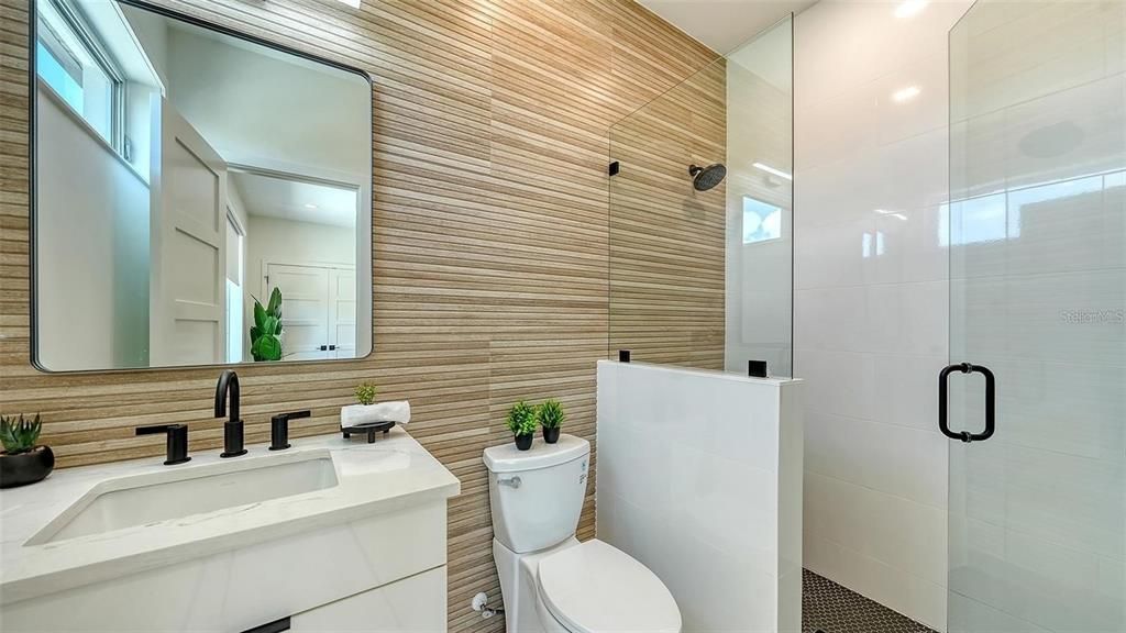 For Sale: $3,990,000 (4 beds, 4 baths, 3676 Square Feet)