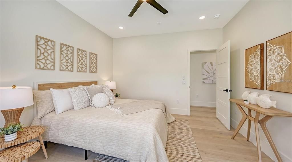 For Sale: $3,990,000 (4 beds, 4 baths, 3676 Square Feet)