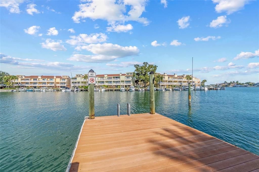 For Sale: $415,000 (2 beds, 2 baths, 1145 Square Feet)