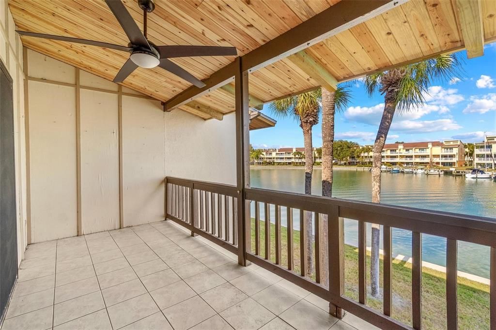 For Sale: $415,000 (2 beds, 2 baths, 1145 Square Feet)