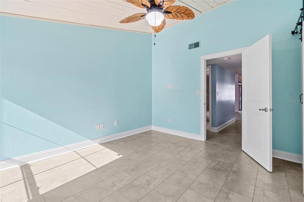 For Sale: $415,000 (2 beds, 2 baths, 1145 Square Feet)