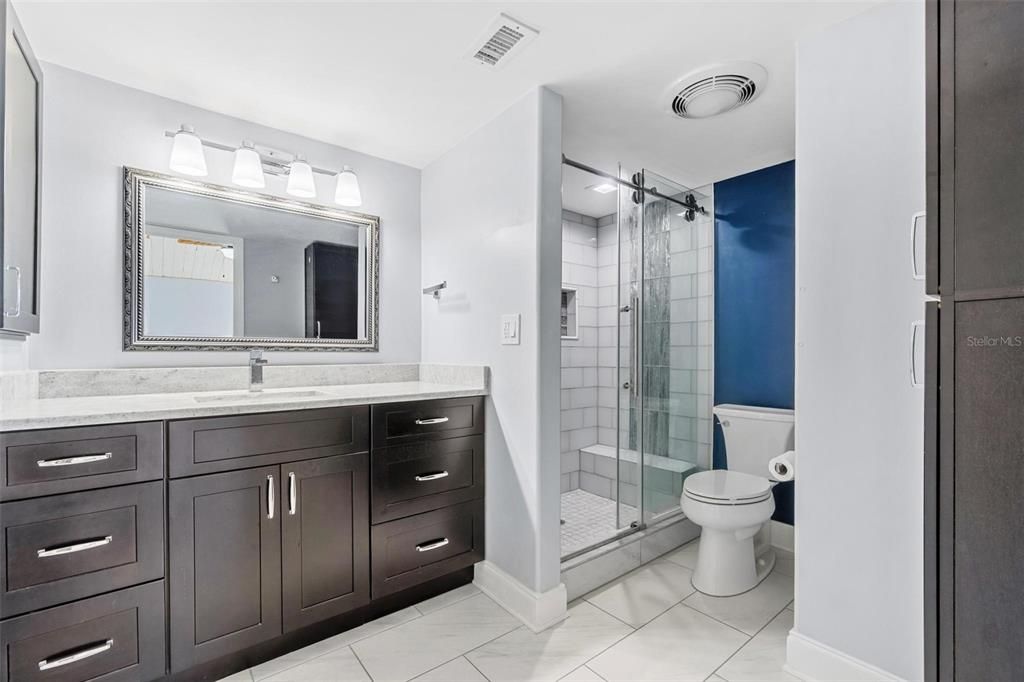 For Sale: $415,000 (2 beds, 2 baths, 1145 Square Feet)