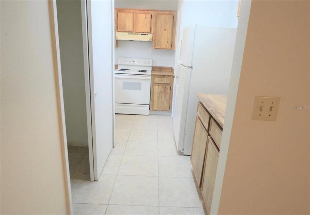 На продажу: $180,000 (2 спален, 2 ванн, 1006 Квадратных фут)