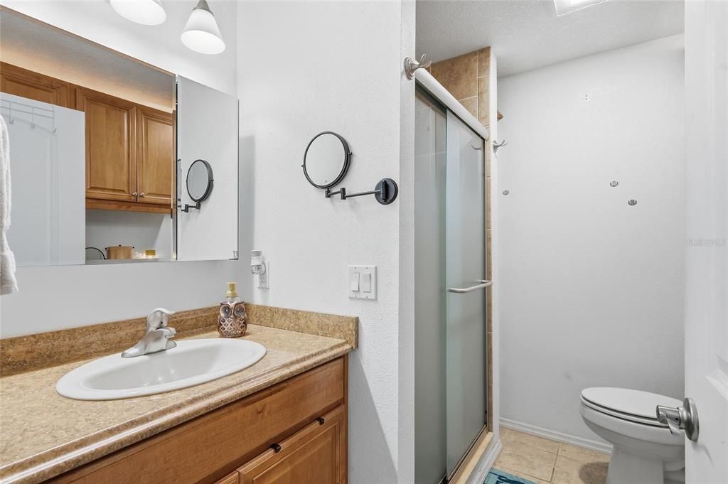 For Sale: $375,000 (2 beds, 2 baths, 1416 Square Feet)