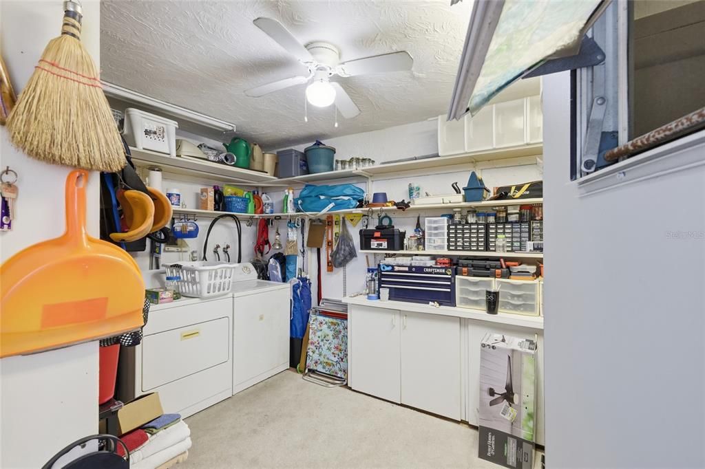 For Sale: $375,000 (2 beds, 2 baths, 1416 Square Feet)