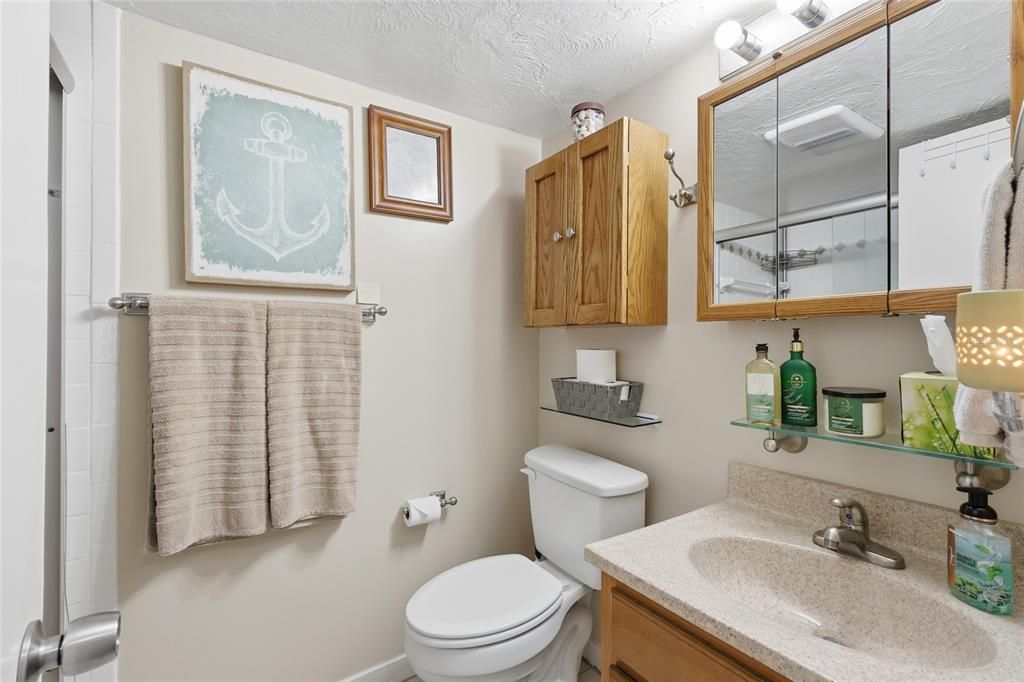 For Sale: $375,000 (2 beds, 2 baths, 1416 Square Feet)